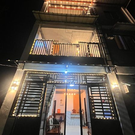 Eighty8 Tourist Inn Coron Extérieur photo