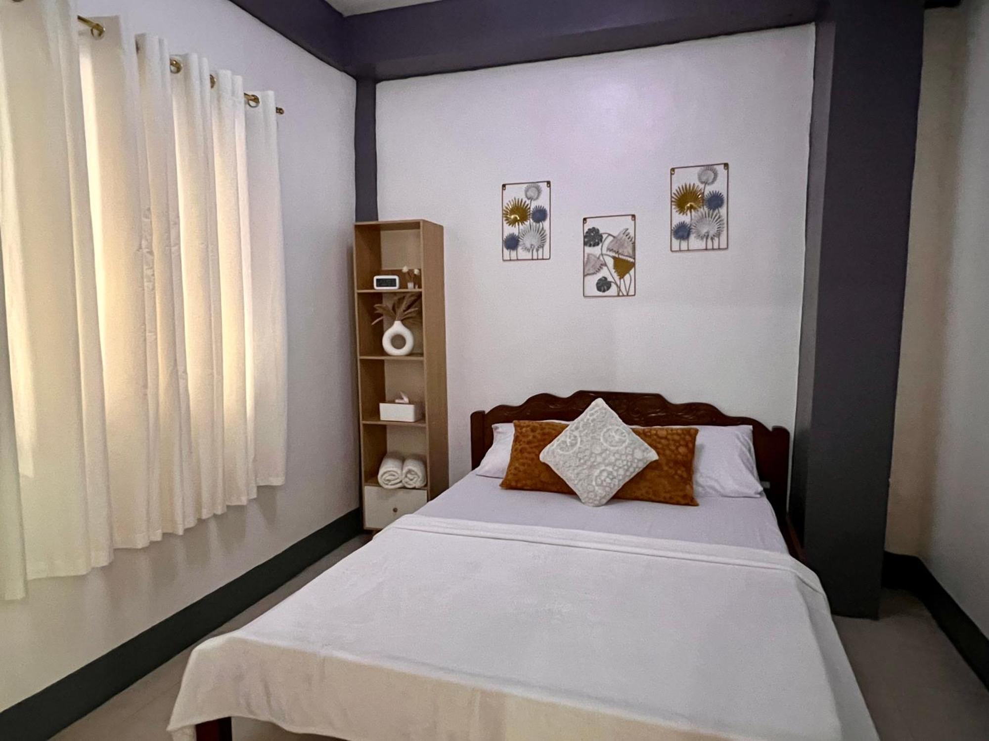 Eighty8 Tourist Inn Coron Extérieur photo